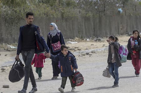 Familia en Egipto. Foto: EFE.
