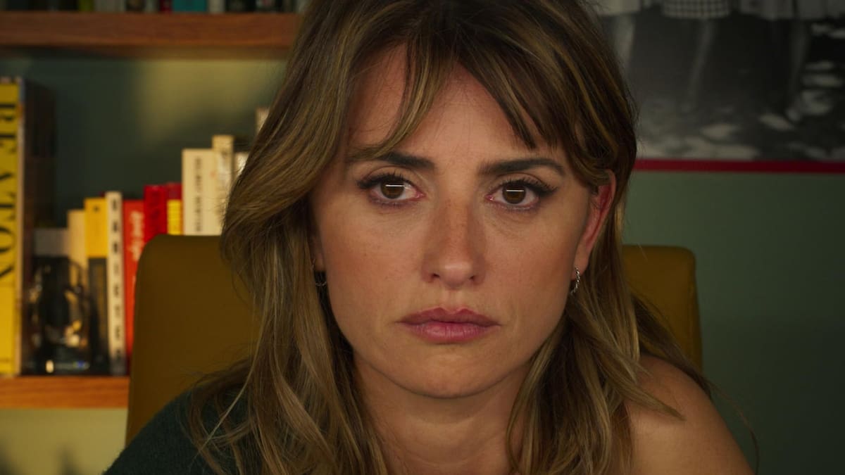Cumplió 5 años, recibió 2 nominaciones al Oscar y es ideal para ver el Día de la Madre: la película de Pedro Almodóvar que explora la maternidad