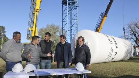 Mauro García encabezó obra de agua corriente en General Rodríguez. Foto: Prensa.