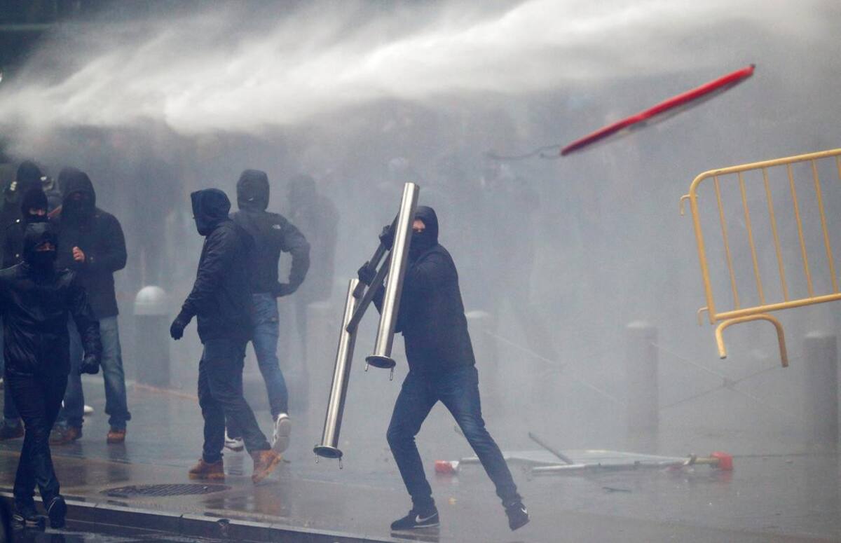 Europa en llamas: violentos disturbios con manifestantes anti-inmigración en Bélgica