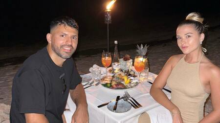 Kun Agüero y Sofía Calzetti. Foto: Instagram.