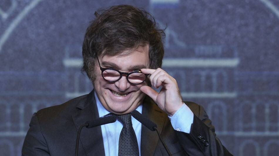 Javier Milei anticipó la fecha exacta de la salida del cepo. Foto: NA.