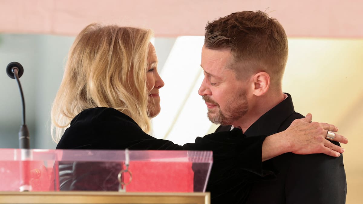 Macaulay Culkin y Catherine O'Hara. Foto: Reuters.