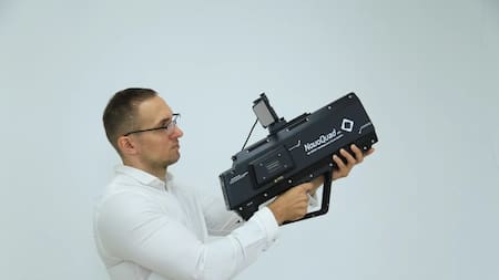 Qué son los jammers, inhibidores de frecuencia que representan una gran amenaza para la aviación y las operaciones militares