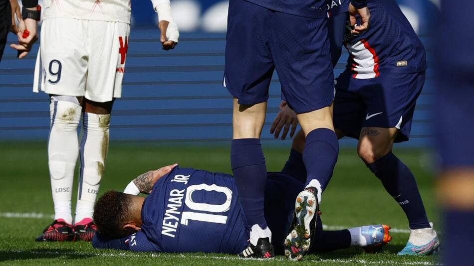 Lesión de Neymar. Foto: Reuters.