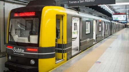 Subte, transporte público. Foto: NA