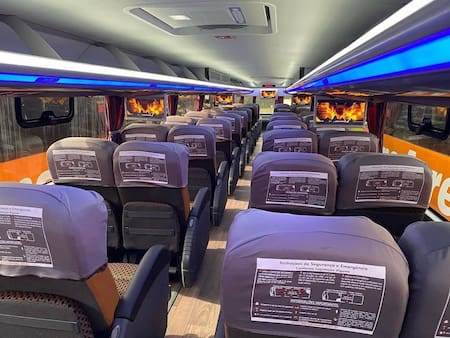 El colectivo que rompe records con el recorrido más largo. Fuente: Facebook Trans Acreana