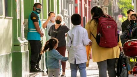 Clases presenciales en pandemia, Agencia NA