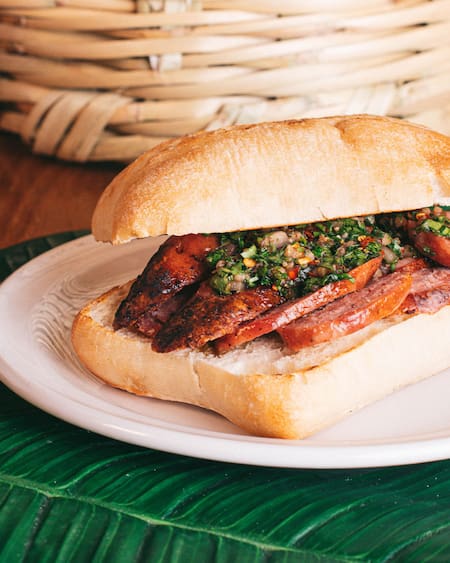 Choripán. Foto: Instagram @tolokmx