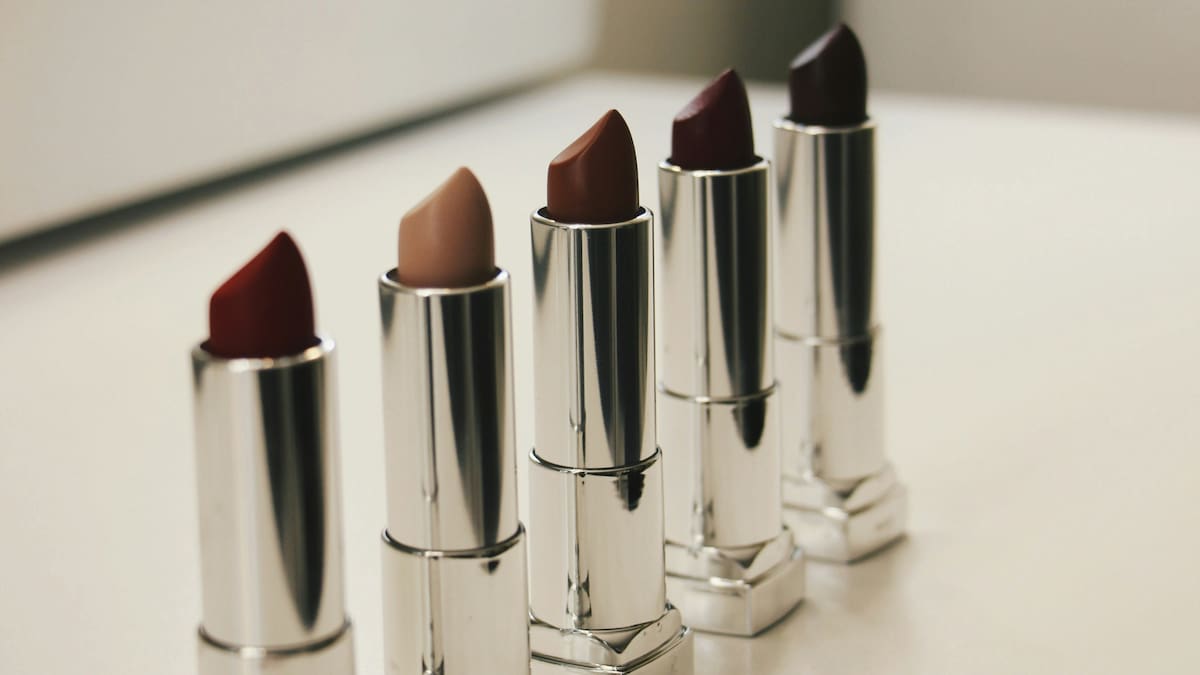 Labiales; maquillaje; belleza; cosméticos.