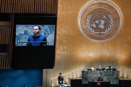 Bukele durante el Debate General del 79º período de sesiones de la Asamblea General de las Naciones Unidas en la Sede de las Naciones Unidas en Nueva York, Nueva York, EE.UU. EFE
