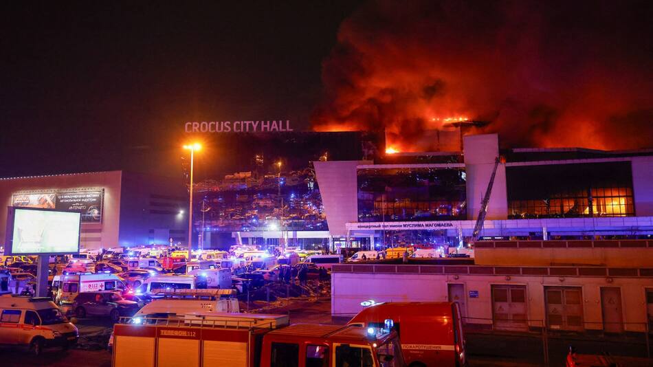 Tiroteo e incendio en Rusia. Foto: Reuters.