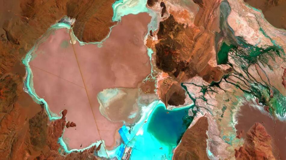 Imagen satelital del Salar del Hombre Muerto tomada en 2014. Foto: Misión Landsat 8