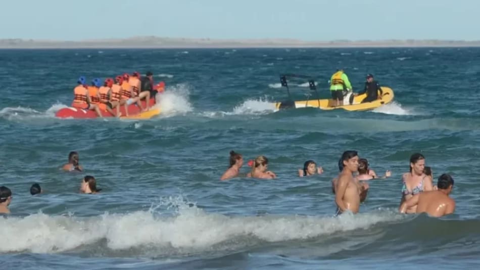 Accidente en las playas de Las Grutas. Foto: gentileza La Opinión Austral.