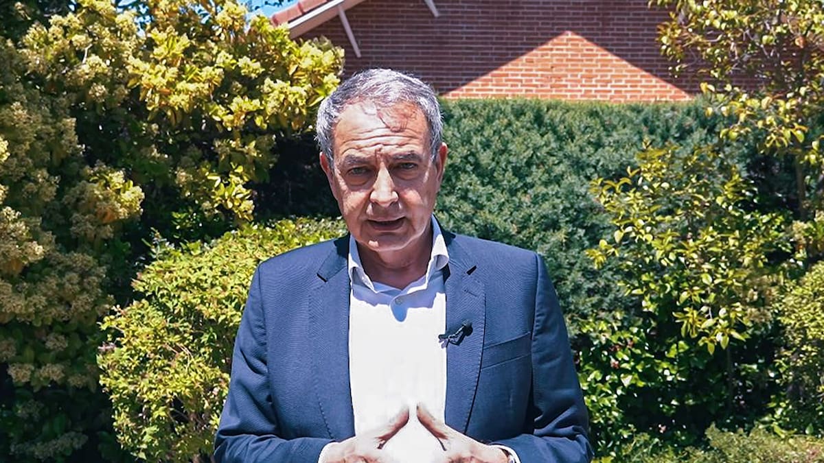 Plata en bolsos de golf, sobres chinos y una caja fuerte: las tres pruebas que hunden al expresidente de España Rodríguez Zapatero