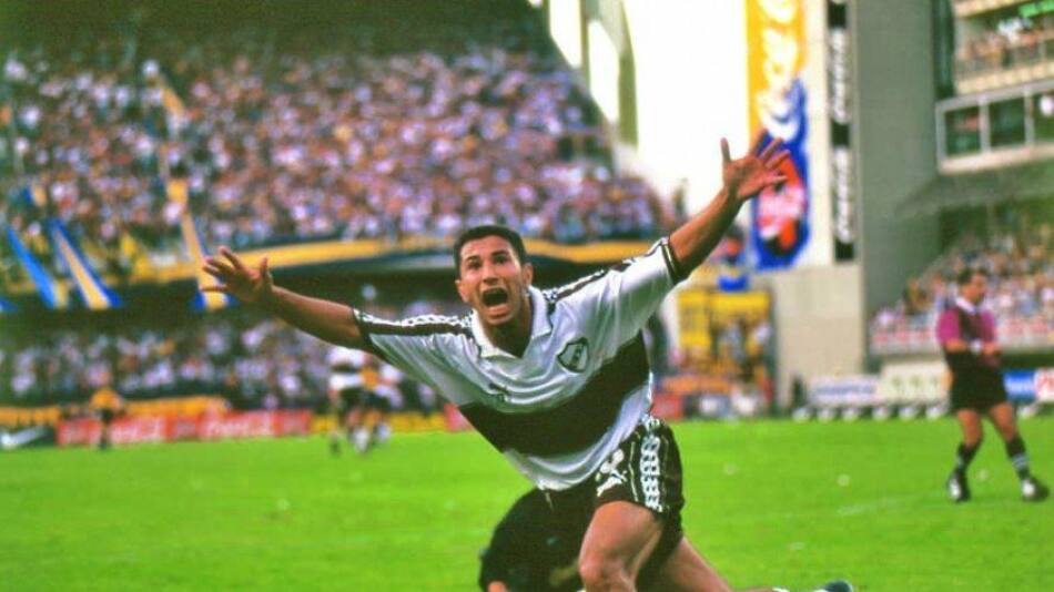 Mauricio Hanuch, Platense, fútbol