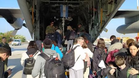 Repatriación de argentinos desde Israel. Foto: NA.