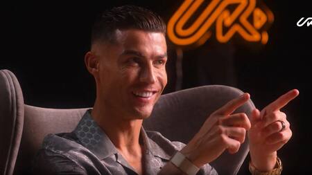 Cristiano Ronaldo en su canal de YouTube. Foto: Captura de video.