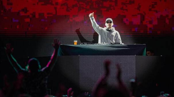 Bizarrap creó su propio álbum de figuritas digitales que incluye todas las sessions