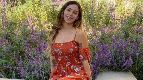 Perdió su trabajo como docente por el coronavirus y ahora es millonaria vendiendo fotos eróticas