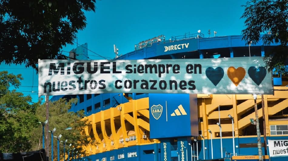 El homenaje a Miguel Ángel Russo en La Bombonera.