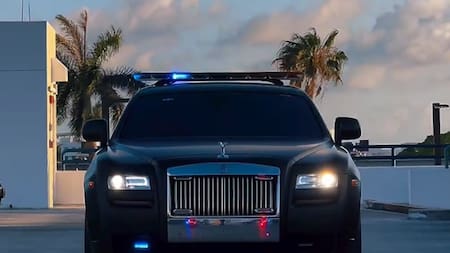 Nuevo "patrullero": la policía de Miami presentó un lujoso Rolls-Royce como parte de su flota