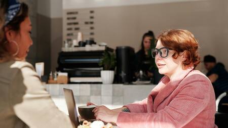 Charla, conversación. Foto: Pexels.