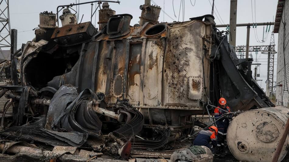 Ataques a centrales eléctricas en Ucrania. Foto: Reuters.