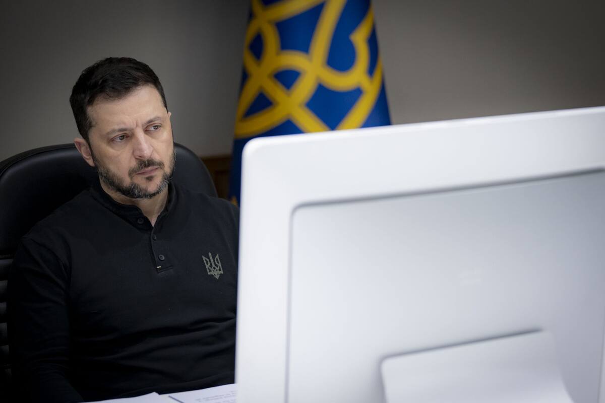 Volodimir Zelenski en la reunión de