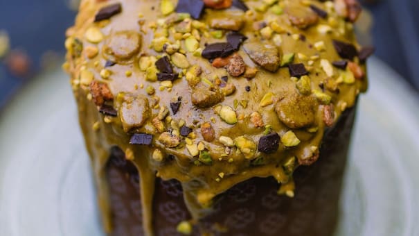 Pan dulce relleno de pistacho: cuánto sale esta delicia en Los Pinos, la panadería donde compraba Maradona