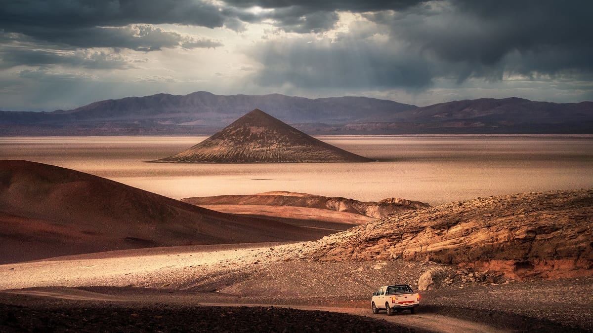 El Cono de Arita se encuentra en el imponente Salar de Arizaro, el segundo salar más grande de la Argentina.