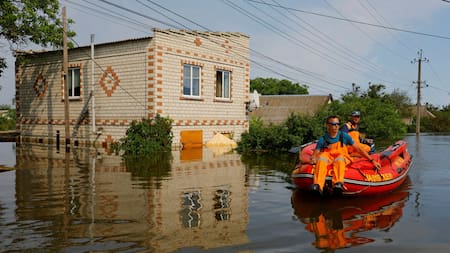Inundaciones en Jersón, guerra entre Rusia y Ucrania. Foto: Reuters.