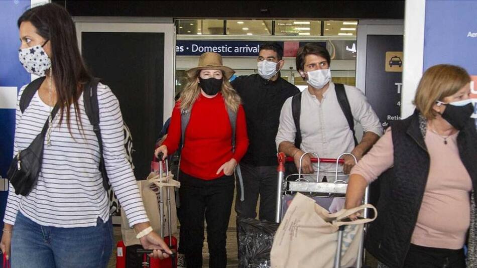 Turistas argentinos, aeropuerto, NA