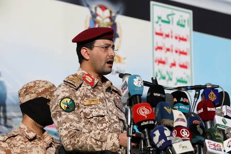 Yahya Sarea, portavoz de los hutíes. Foto: Reuters.
