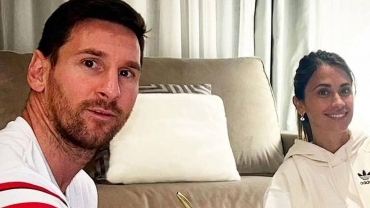 Lionel Messi junto a Antonella Roccuzzo