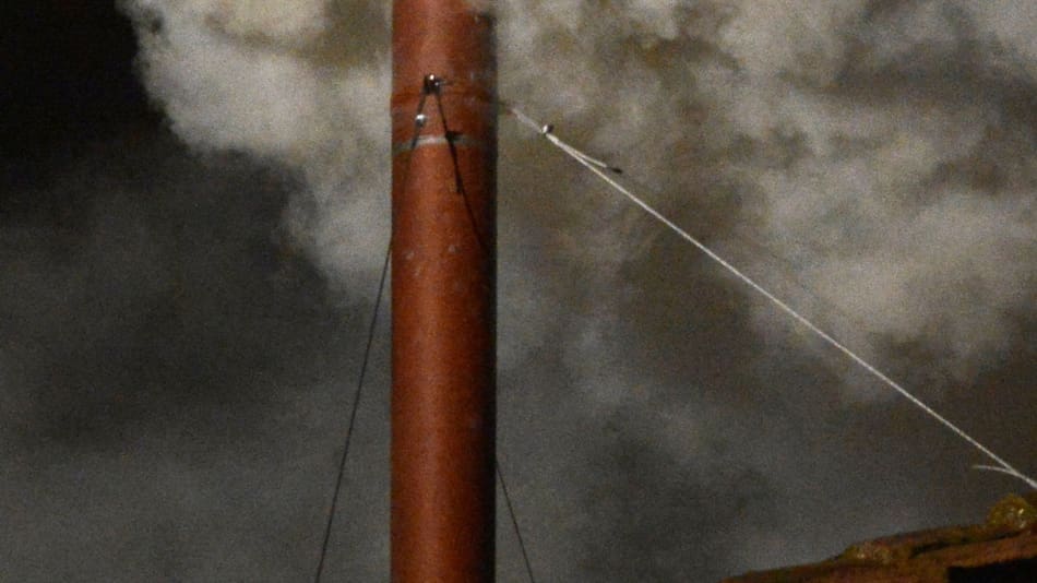 Fumata blanca en el Vaticano. Foto: Reuters/Dylan Martinez