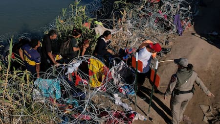 Migración ilegal en Texas. Foto: Reuters