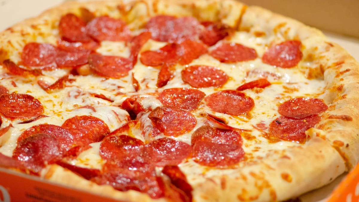 El secreto de los cocineros para recalentar pizza.