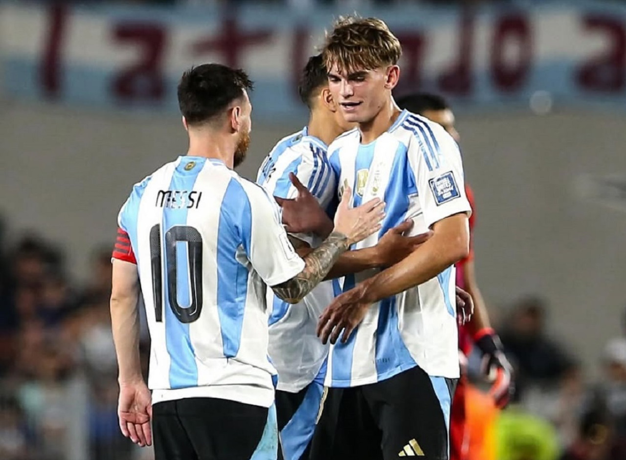 Nico Paz en la Selección Argentina. Foto: Instagram @nicopaz1o