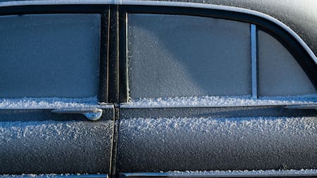 Escarcha en el auto. Foto: Unsplash