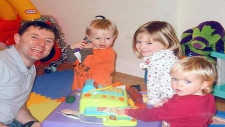 Madeleine McCann, de pequeña, junto a sus hermanos. Foto: The Sun.