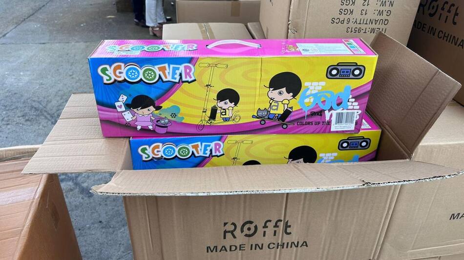 detuvo una importación de productos para niños con certificados de seguridad truchos_