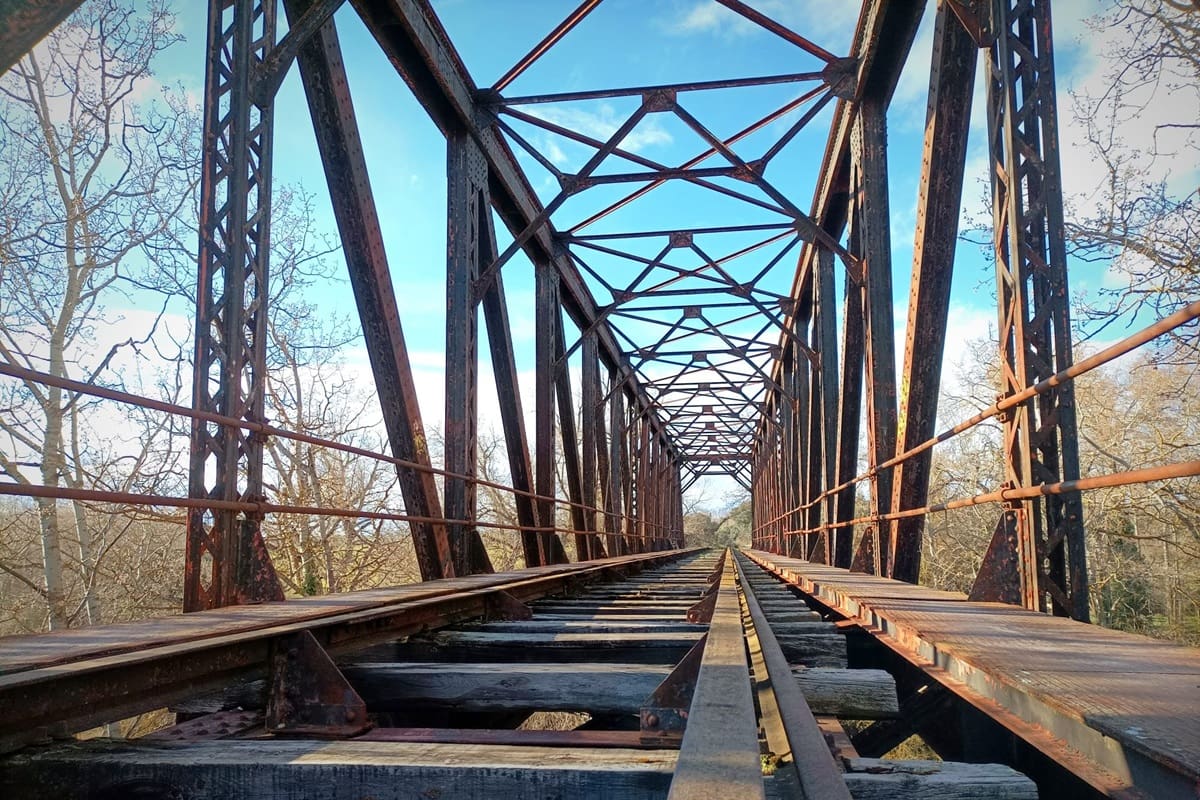 Construido en el siglo XIX en Valladolid, este puente metálico logró sobrevivir más de 150 años de transformaciones. Una investigación publicada en 2026 reveló su historia y por qué es una pieza excepcional de la ingeniería de España.