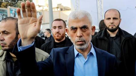 El "Muerto andante" líder de Hamas, Yahya Sinwar. Foto: X @TheMossadIL