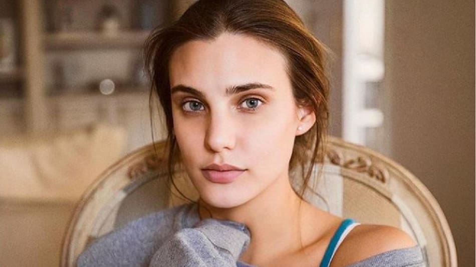 Macarena Achaga, actriz de la serie Luis Miguel