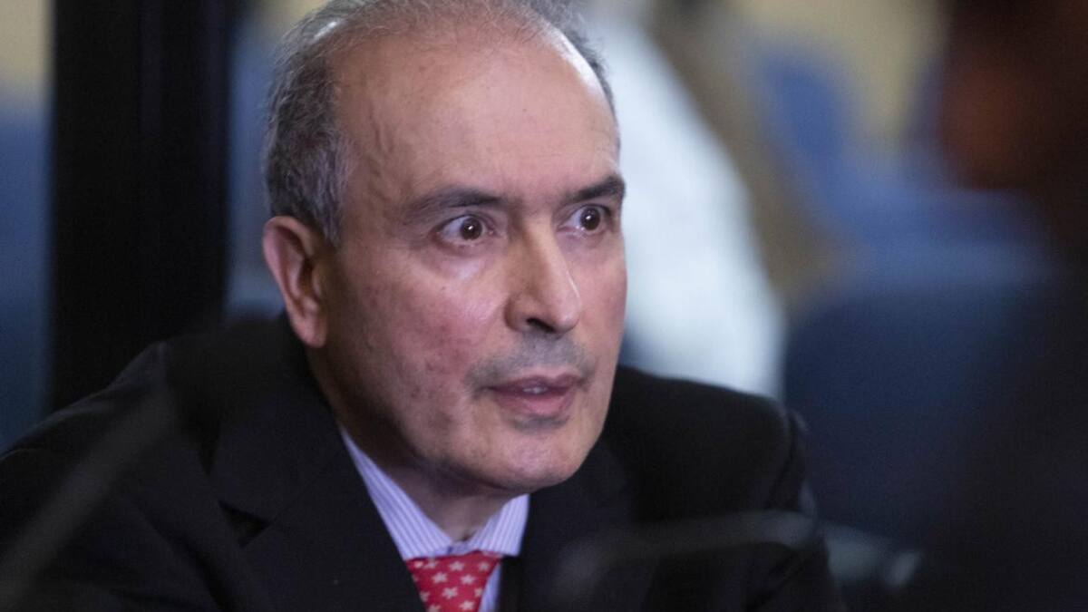 José López, NA