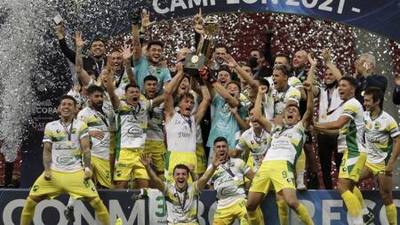 Defensa y Justicia, campeón de Recopa Sudamericana, fútbol argentino, NA