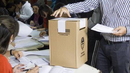 Elecciones, votación, urna, NA