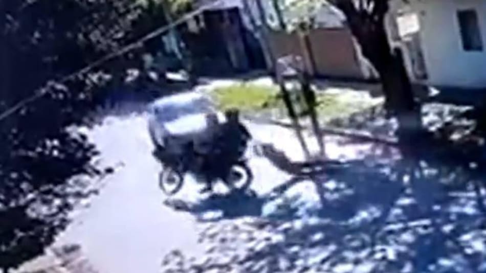 Joven atropellada en Moreno