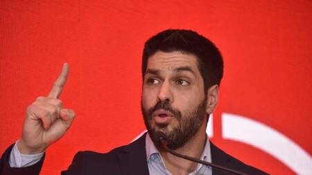 Andrés Ojeda, candidato del Partido Colorado de Uruguay. Foto: EFE.